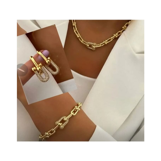 Chain-Link Jewelry Set – Horseshoe Accents