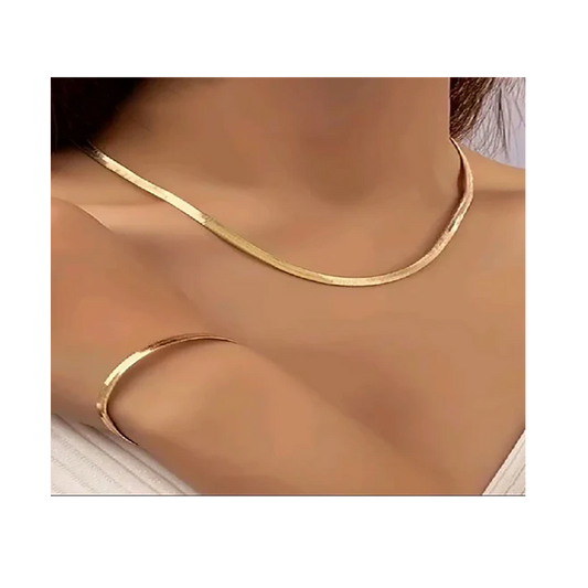 Minimalist Necklace & Bracelet Set