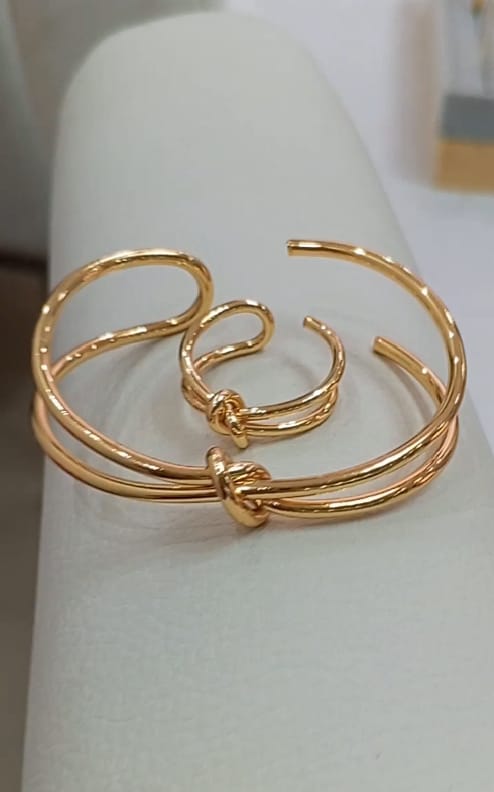 RING WITH BANGLE